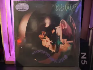 Psychedelic Jungle - The Cramps